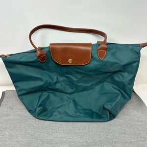 Longchamp Green Tote Bag with Longer Handles (14"Wx9.5"Hx6"D).